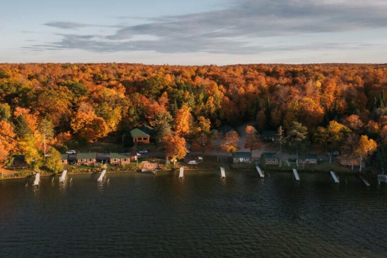 Hillside Resort Cabin 1 18