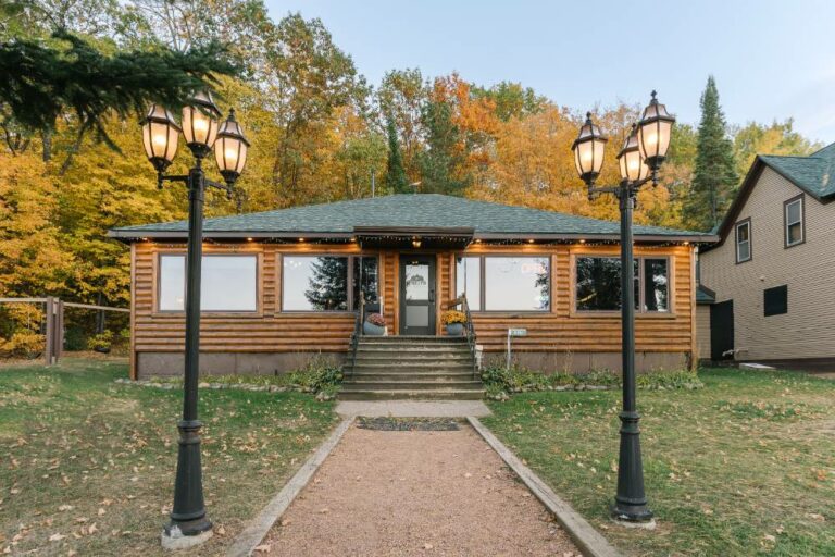 Hillside Resort Restaurant 1